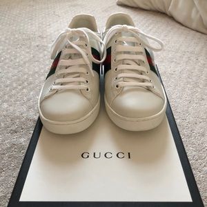Gucci Ace Bee Sneakers EU36